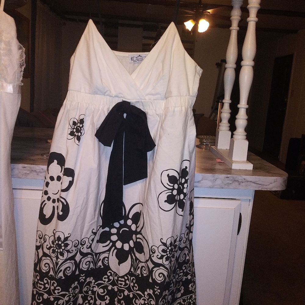 Trixxi Dress